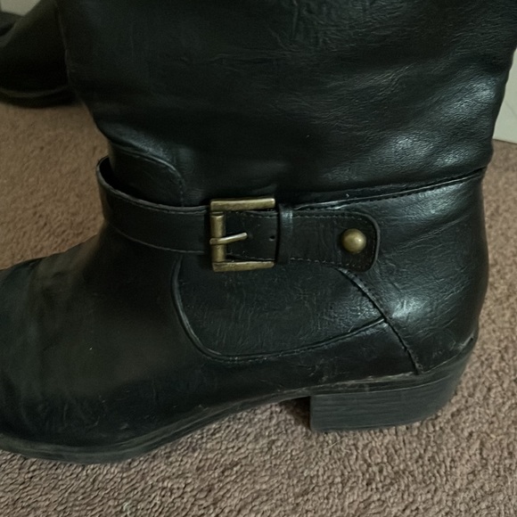 Dressy knee boots - Picture 2 of 5